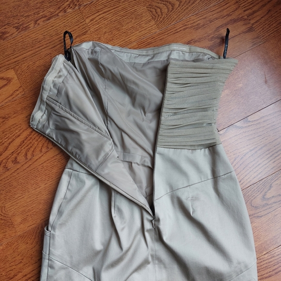 Womans strapless short dress - Picture 3 of 4